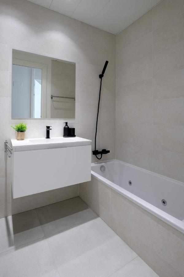 Apartmán Mike House Alojate En El Corazon De Zaragoza Exteriér fotografie